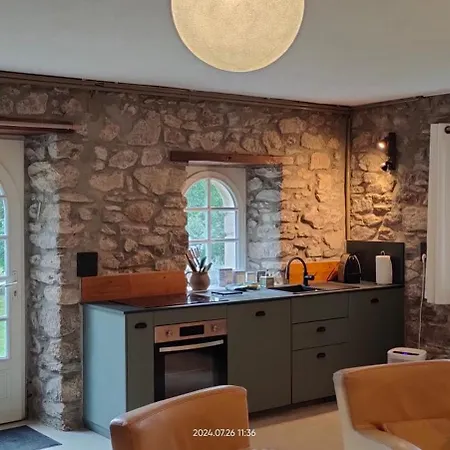 度假居 Maison Au Calme Au Bord De L'eau *