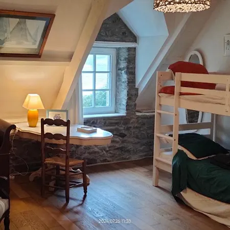 Maison Au Calme Au Bord De L'eau *